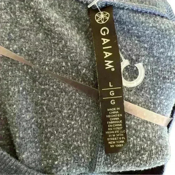 GAIAM blue hi lo hamsa 🪬 design long sleeve top yoga sweatshirt L - Picture 7 of 11
